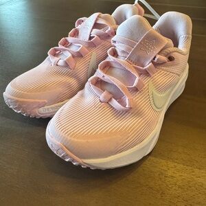 NWT Nike Blush Pink Kids Sneakers
